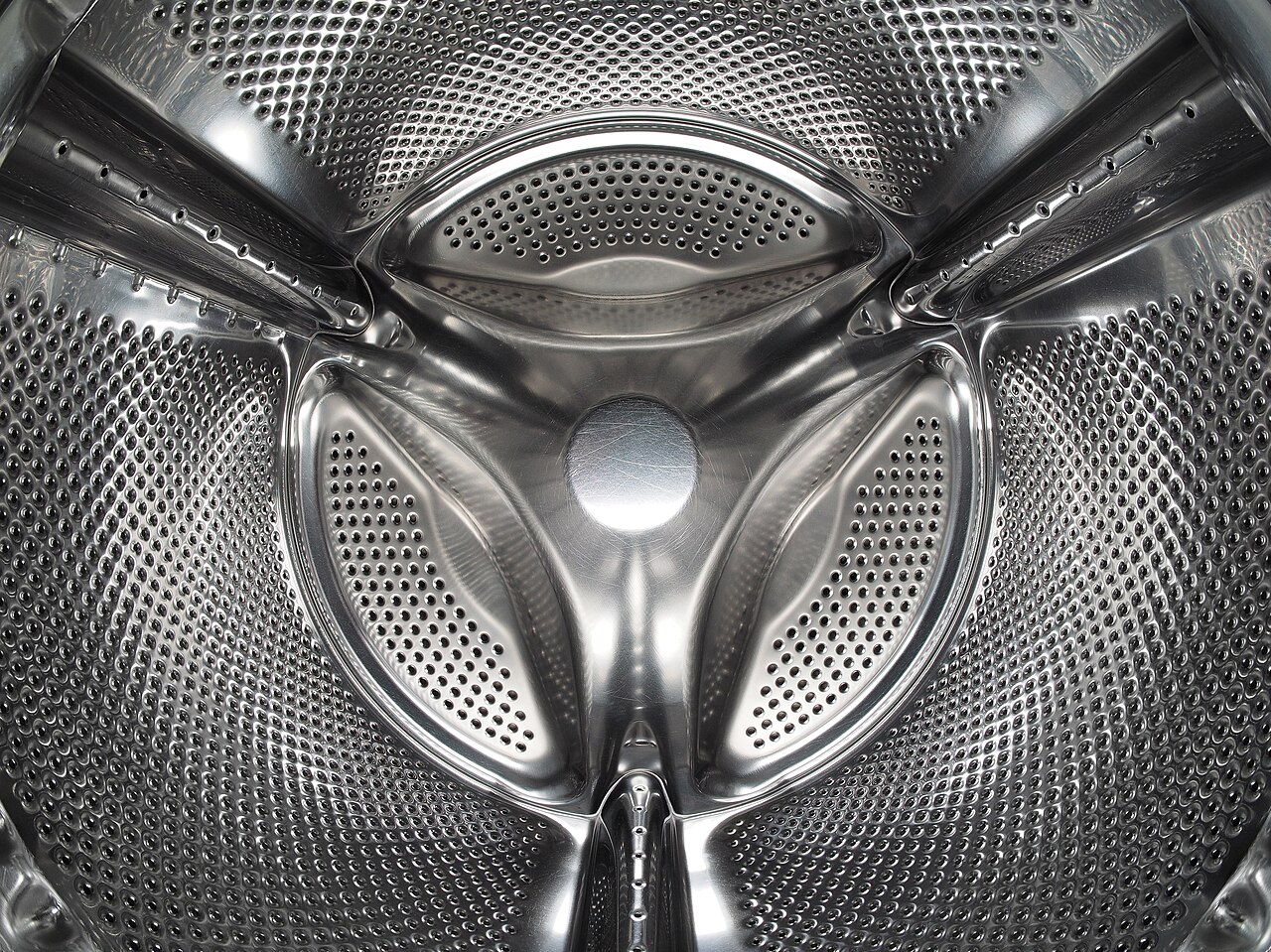 Tambour d'un lave-linge à hublot vu de face